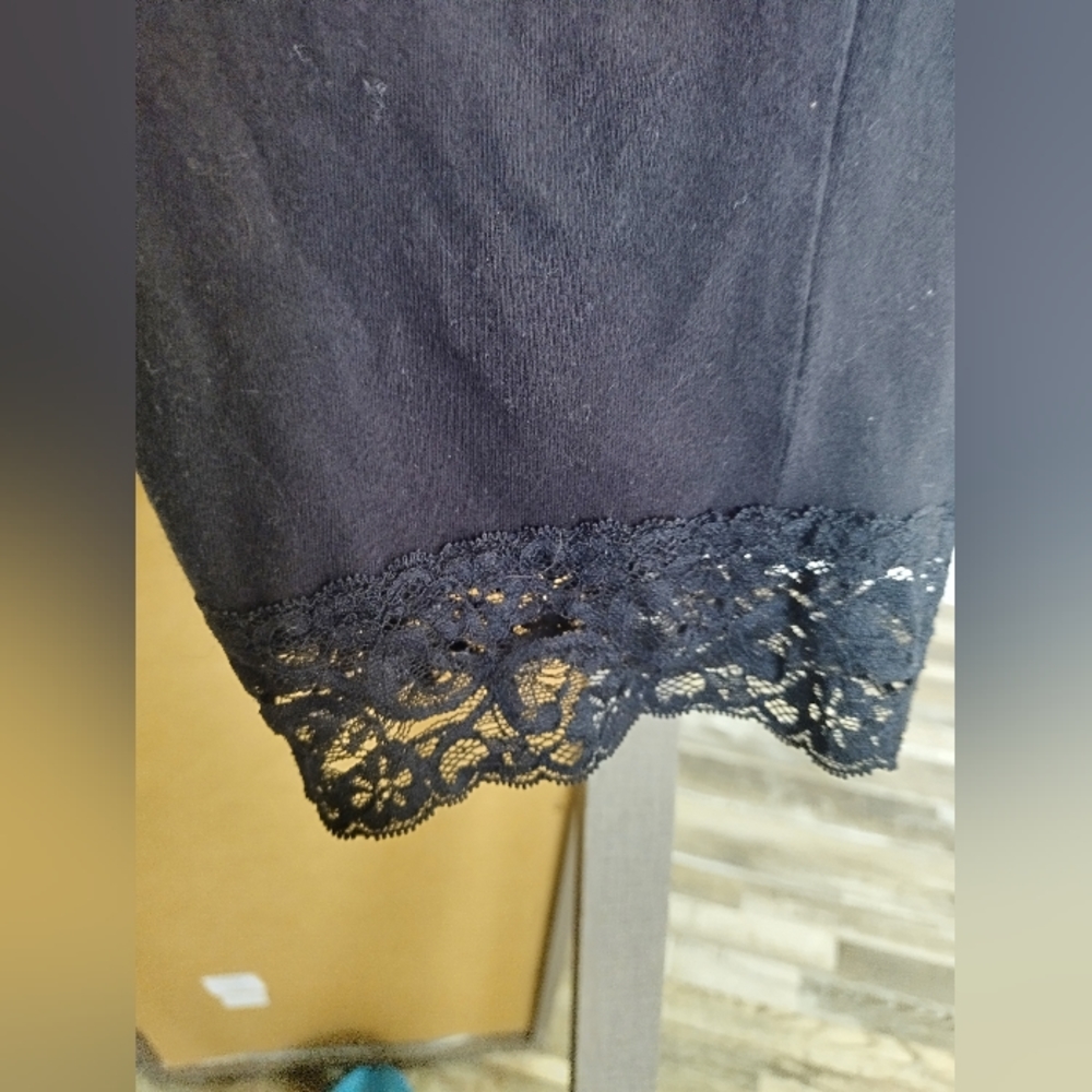 Torrid capri's - Picture 2 of 2